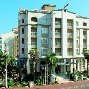 3* Otel Almena