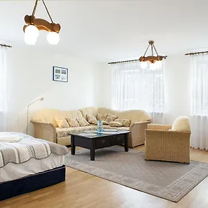 https://domotel-aleje-jerozolimskie.warsawhotelspoland.com